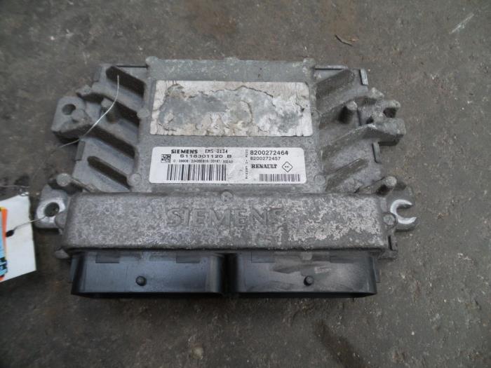 Gebruikte Computer Motormanagement Renault Scénic I (JA) 2.0 16V IDE Prijs op aanvraag aangeboden door Autodemontage Joko B.V.