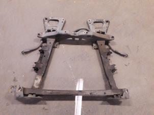 Gebruikte Subframe Renault Twingo II (CN) 1.2 16V Prijs op aanvraag aangeboden door Autodemontage Joko B.V.