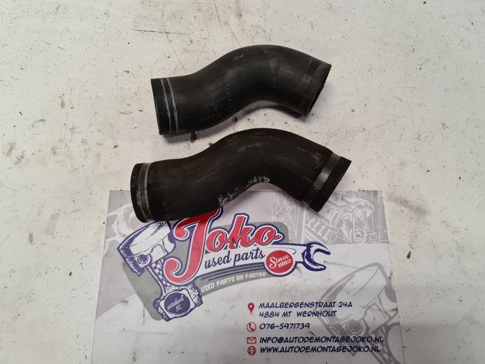 Gebruikte Intercooler Slang Fiat Doblo Cargo (263) 1.3 MJ 16V DPF Euro 5 Prijs op aanvraag aangeboden door Autodemontage Joko B.V.