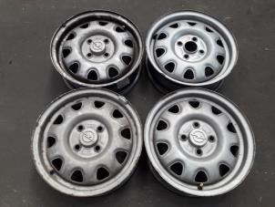 Gebruikte Velgen set Opel Agila (A) 1.0 12V Prijs op aanvraag aangeboden door Autodemontage Joko B.V.