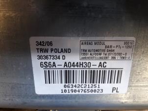 Gebruikte Airbag rechts (Dashboard) Ford Fiesta 5 (JD/JH) 2.0 16V ST150 Prijs op aanvraag aangeboden door Autodemontage Joko B.V.