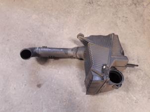 Gebruikte Luchtfilterhuis Renault Scénic II (JM) 1.5 dCi 105 Prijs op aanvraag aangeboden door Autodemontage Joko B.V.