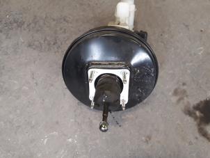 Gebruikte Rembekrachtiger Lancia Ypsilon (843) 1.2 16V Prijs op aanvraag aangeboden door Autodemontage Joko B.V.