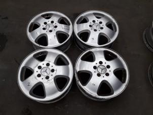 Gebruikte Sportvelgen Set Mercedes A (W168) 1.4 A-140 Prijs op aanvraag aangeboden door Autodemontage Joko B.V.