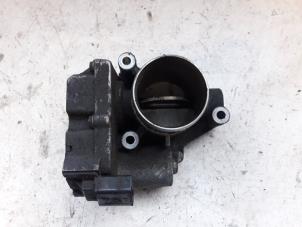 Gebruikte Gasklephuis Renault Laguna II Grandtour (KG) 1.9 dCi 110 Prijs op aanvraag aangeboden door Autodemontage Joko B.V.