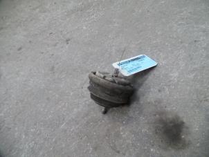 Gebruikte Motorsteun BMW 5 serie Touring (E39) 523i 24V Prijs op aanvraag aangeboden door Autodemontage Joko B.V.