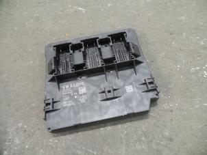 Gebruikte Bodycontrol Module Volkswagen Caddy III (2KA,2KH,2CA,2CH) 1.6 TDI 16V Prijs op aanvraag aangeboden door Autodemontage Joko B.V.