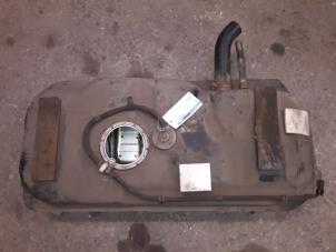 Gebruikte Brandstoftank Mazda 121 (DB) 1.3i LX 16V Prijs op aanvraag aangeboden door Autodemontage Joko B.V.