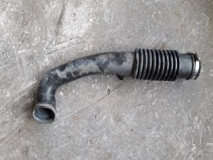 Gebruikte Aanzuigslang Lucht Ford Focus 2 Wagon 1.6 16V Prijs op aanvraag aangeboden door Autodemontage Joko B.V.
