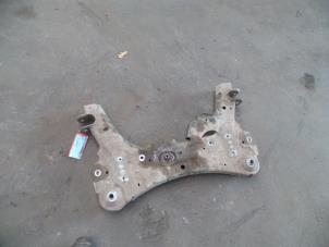 Gebruikte Subframe Renault Kangoo Express (FW) 1.5 dCi 70 Prijs op aanvraag aangeboden door Autodemontage Joko B.V.