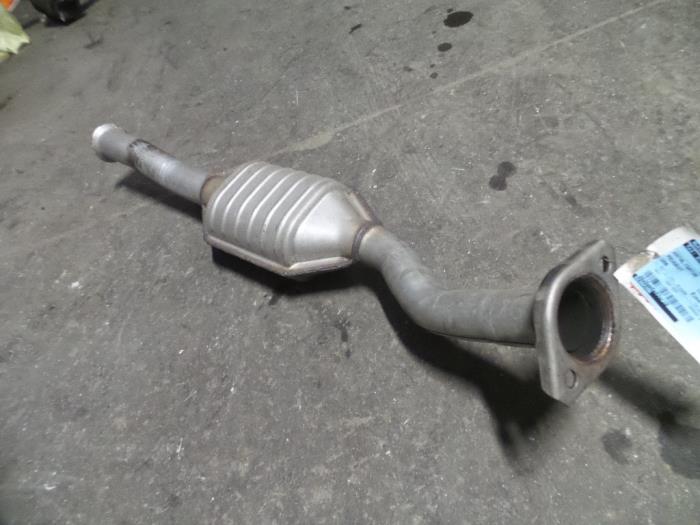 Gebruikte Katalysator Peugeot 306 (7A/C/S) 1.4 XN,XR,XA,XRA Prijs op aanvraag aangeboden door Autodemontage Joko B.V.