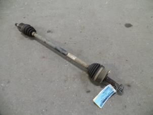 Gebruikte Aandrijfas rechts-voor Skoda Citigo 1.0 12V Prijs op aanvraag aangeboden door Autodemontage Joko B.V.