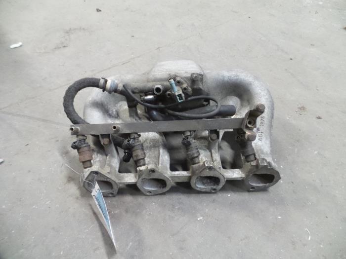 Gebruikte Spruitstuk Inlaat BMW 3 serie (E30/2) 318i Prijs op aanvraag aangeboden door Autodemontage Joko B.V.
