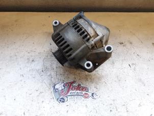 Gebruikte Dynamo Ford Mondeo III 2.0 TDCi/TDDi 115 16V Prijs op aanvraag aangeboden door Autodemontage Joko B.V.