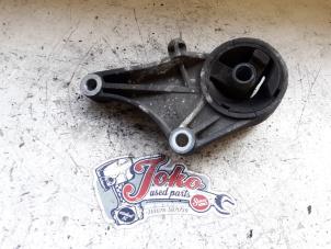 Gebruikte Motorsteun Opel Zafira (F75) 1.8 16V Prijs op aanvraag aangeboden door Autodemontage Joko B.V.