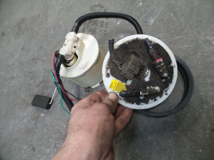 Gebruikte Tank element Pomp Ford Focus 1 1.4 16V Prijs op aanvraag aangeboden door Autodemontage Joko B.V.