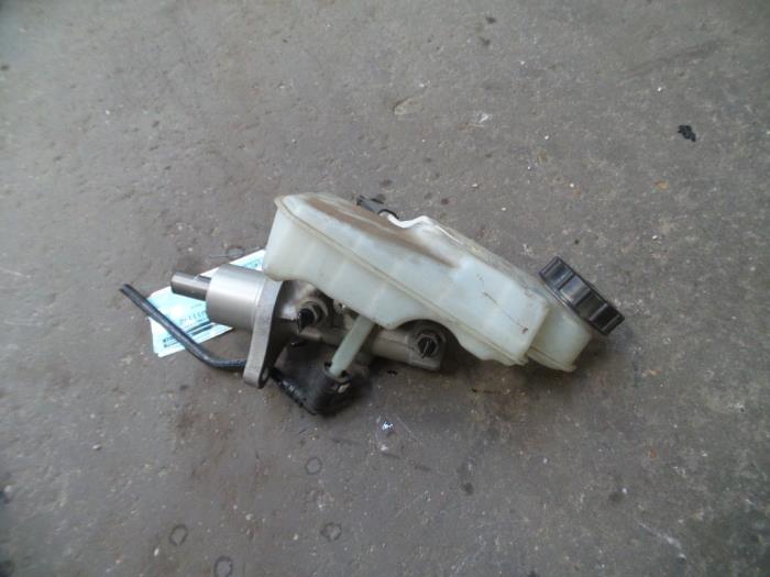 Gebruikte Hoofdremcilinder Volvo V50 (MW) 1.8 16V Prijs op aanvraag aangeboden door Autodemontage Joko B.V.