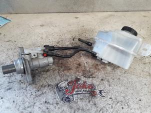 Gebruikte Hoofdremcilinder Opel Mokka/Mokka X 1.4 Turbo 16V 4x2 Prijs op aanvraag aangeboden door Autodemontage Joko B.V.