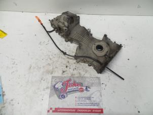 Gebruikte Distributiedeksel Volkswagen Fox (5Z) 1.2 Prijs op aanvraag aangeboden door Autodemontage Joko B.V.