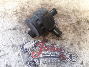 Gebruikte Waterpomp Renault Megane III Grandtour (KZ) 1.4 16V TCe 130 Prijs op aanvraag aangeboden door Autodemontage Joko B.V.