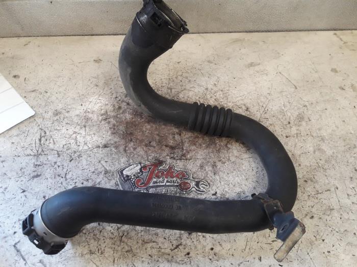 Gebruikte Intercooler Buis Renault Megane III Grandtour (KZ) 1.4 16V TCe 130 Prijs op aanvraag aangeboden door Autodemontage Joko B.V.
