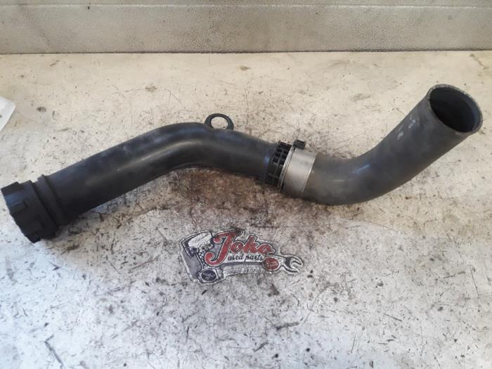 Gebruikte Intercooler Buis Renault Megane III Grandtour (KZ) 1.4 16V TCe 130 Prijs op aanvraag aangeboden door Autodemontage Joko B.V.