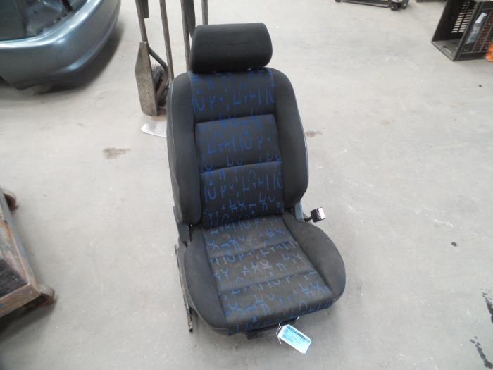 Peugeot 106 Stoelen rechts voorraad | Onderdelenlijn.nl