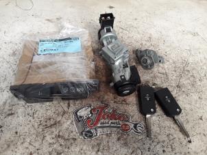 Gebruikte Set Cilindersloten (compleet) Mazda 3 Sport (BK) 1.3i 16V Prijs op aanvraag aangeboden door Autodemontage Joko B.V.