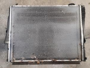 Gebruikte Radiateur BMW 3 serie (E46/4) 316i Prijs op aanvraag aangeboden door Autodemontage Joko B.V.
