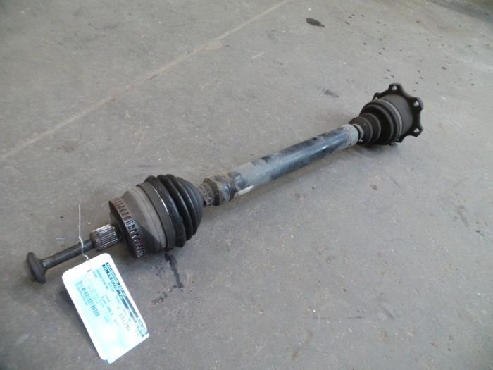 Gebruikte Steekas rechts-voor Audi A4 (B5) 1.9 TDI Prijs op aanvraag aangeboden door Autodemontage Joko B.V.