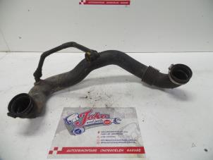 Gebruikte Intercooler Buis Opel Movano 2.5 DTI Prijs op aanvraag aangeboden door Autodemontage Joko B.V.