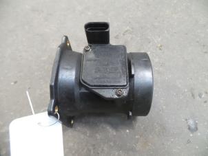 Gebruikte Luchtmassameter Audi A4 Quattro (B5) 2.8 V6 30V Prijs op aanvraag aangeboden door Autodemontage Joko B.V.