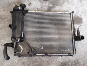 Gebruikte Radiateur BMW 3 serie (E46/4) 318i 16V Prijs op aanvraag aangeboden door Autodemontage Joko B.V.