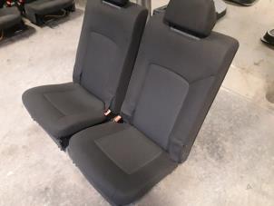 Gebruikte Stoel achter Chevrolet Orlando (YYM/YYW) 2.0 D 16V Prijs op aanvraag aangeboden door Autodemontage Joko B.V.
