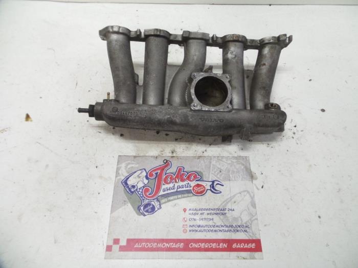 Gebruikte Inlaatspruitstuk Volvo V70 (GW/LW/LZ) 2.3 T-5 Turbo 20V Prijs op aanvraag aangeboden door Autodemontage Joko B.V.