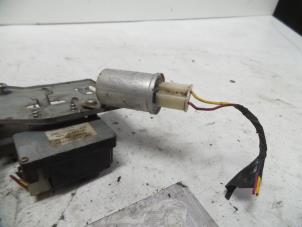 Gebruikte Relais Nissan Cabstar (F22) 2.5 D Prijs op aanvraag aangeboden door Autodemontage Joko B.V.