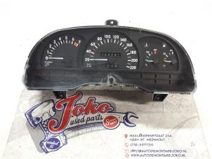 Gebruikte Cockpit Opel Vectra A (88/89) 1.6 i Prijs op aanvraag aangeboden door Autodemontage Joko B.V.