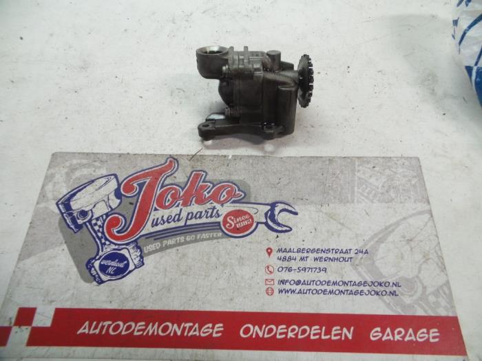 Gebruikte Oliepomp Volkswagen Polo IV (9N1/2/3) 1.4 TDI 80 Prijs op aanvraag aangeboden door Autodemontage Joko B.V.