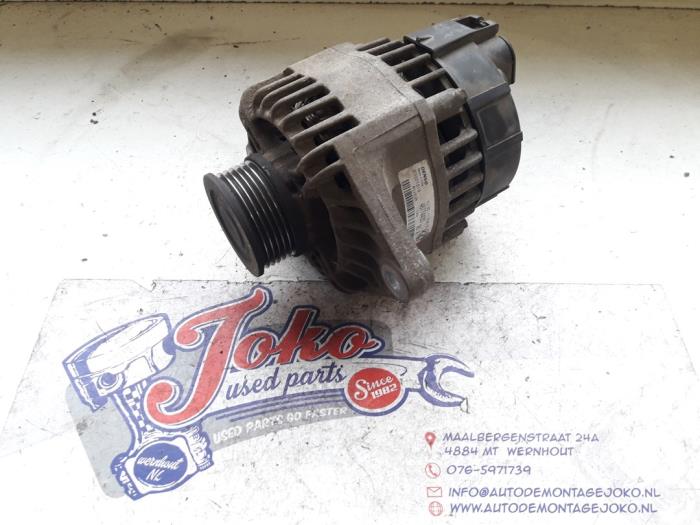 Gebruikte Alternator Fiat Doblo (223A/119) 1.9 JTD Prijs op aanvraag aangeboden door Autodemontage Joko B.V.