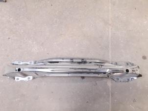 Nieuwe Bumperframe achter Jaguar XE 3.0 V6 S 24V Prijs op aanvraag aangeboden door Autodemontage Joko B.V.