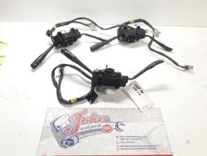 Gebruikte Combischakelaar Stuurkolom Mitsubishi Colt (C5) 1.3 8V Kat. Prijs op aanvraag aangeboden door Autodemontage Joko B.V.