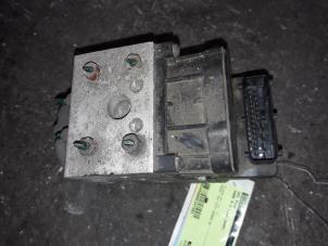 Gebruikte ABS Pomp Saab 9-3 I (YS3D) 2.2 TiD 16V Prijs op aanvraag aangeboden door Autodemontage Joko B.V.