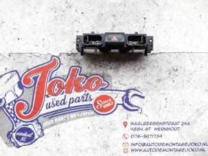 Gebruikte Alarmlicht Schakelaar Jaguar X-type 2.0 D 16V Prijs op aanvraag aangeboden door Autodemontage Joko B.V.