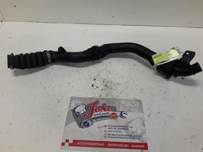 Intercooler Buis van een Renault Modus/Grand Modus (JP) 1.5 dCi 80 2005