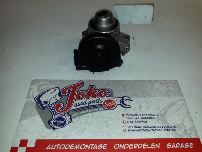 Gebruikte Oliepomp Volkswagen Polo IV (9N1/2/3) 1.2 12V Prijs op aanvraag aangeboden door Autodemontage Joko B.V.