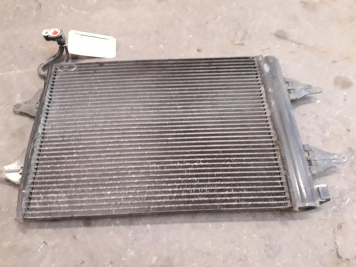 Gebruikte Airco Condensor Skoda Fabia (6Y2) 1.4i 16V Prijs op aanvraag aangeboden door Autodemontage Joko B.V.
