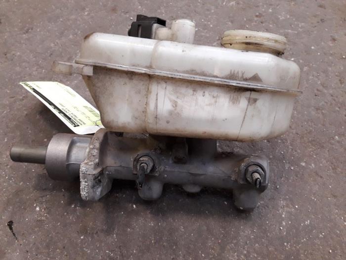 Gebruikte Hoofdremcilinder Skoda Fabia (6Y2) 1.4i 16V Prijs op aanvraag aangeboden door Autodemontage Joko B.V.