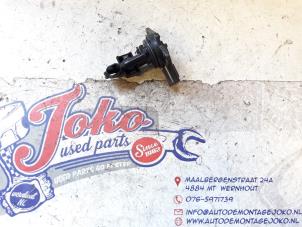 Gebruikte Luchtmassameter Toyota Hilux V/VI 2.4 D 16V 4WD Prijs op aanvraag aangeboden door Autodemontage Joko B.V.