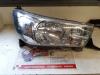 Toyota Hilux V/VI 2.4 D 16V 4WD Koplamp rechts