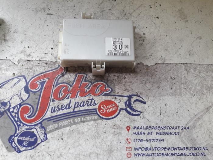 Gebruikte Computer Body Control Toyota Hilux V/VI 2.4 D 16V 4WD Prijs op aanvraag aangeboden door Autodemontage Joko B.V.